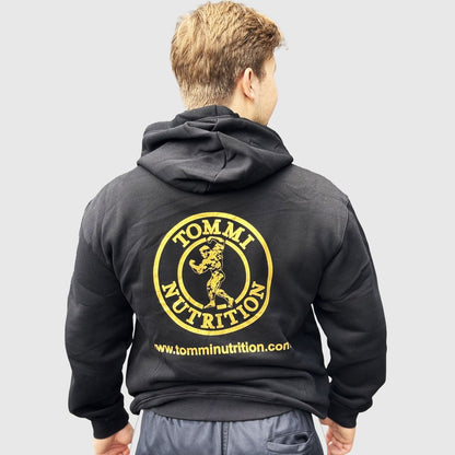 HOODIE BLACK/GOLD - TN - Tommi Nutrition - hos Tommi Nutrition